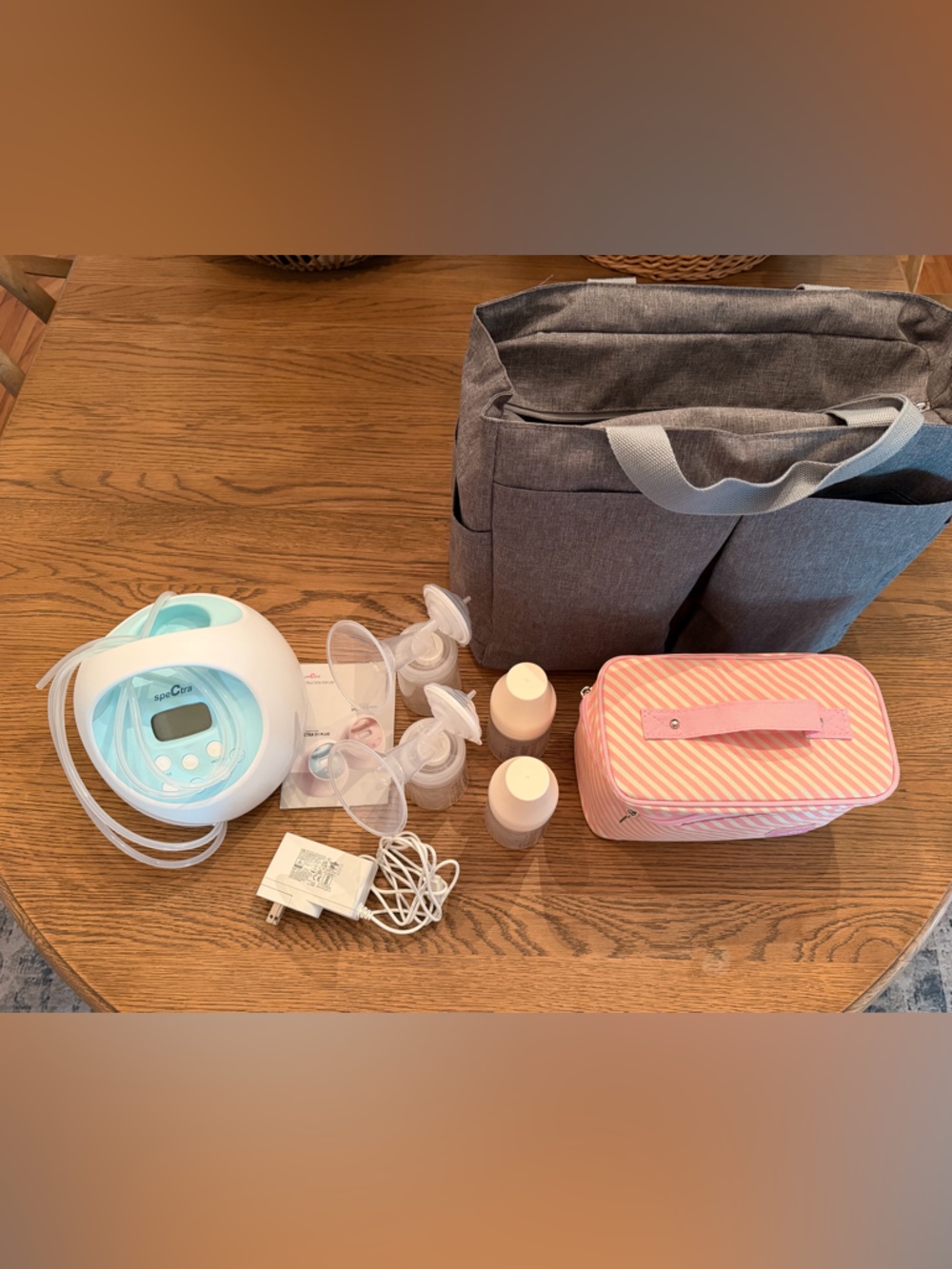 Spectra Electric Breast Pump with Accessories and Gray Tote